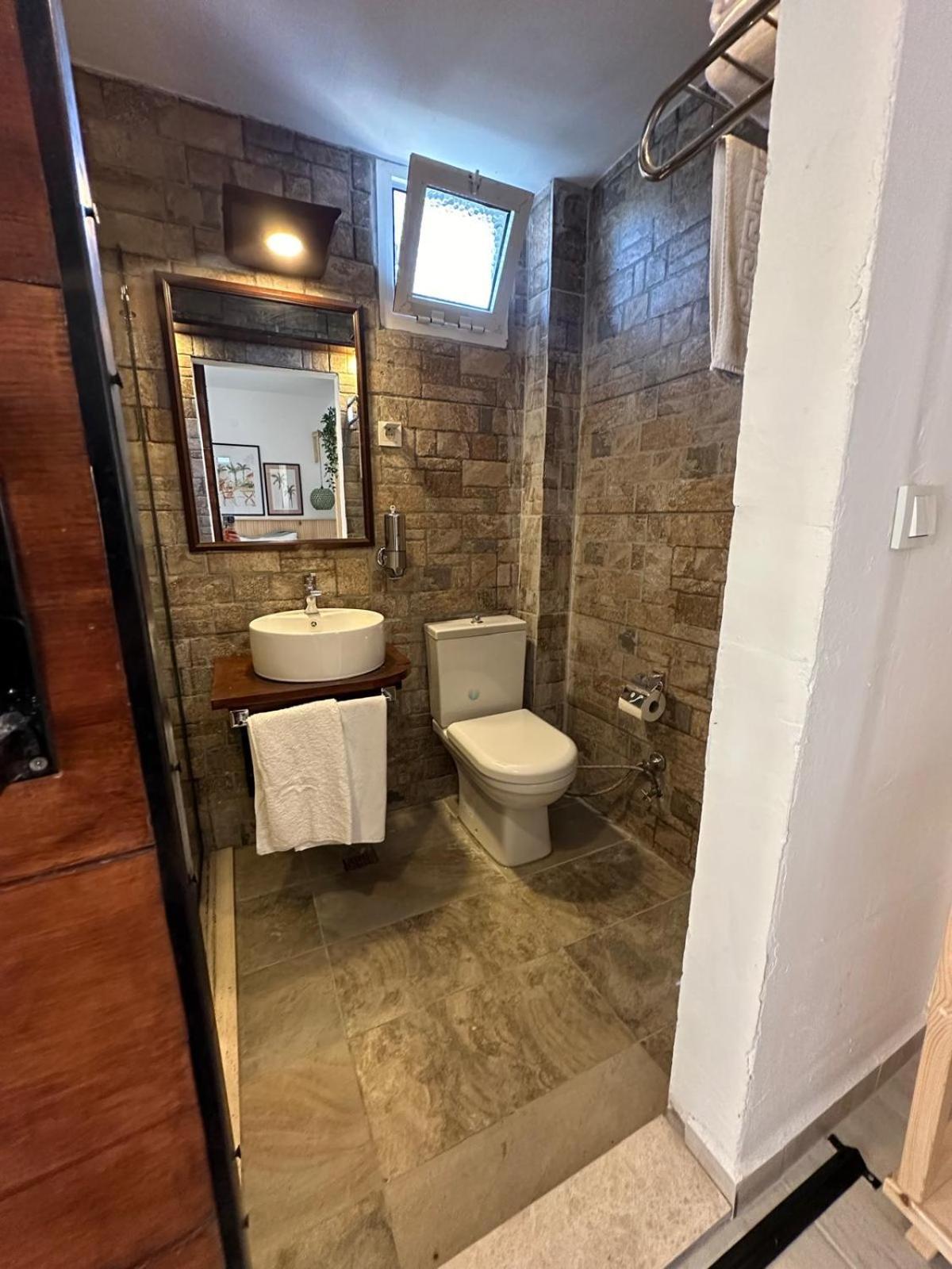 Monk Island Hotel İzmir Kültér fotó